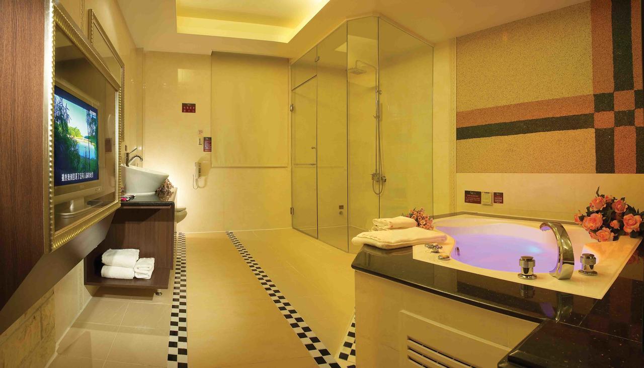 Spring Breeze Boutique Motel Kaohsiung Extérieur photo