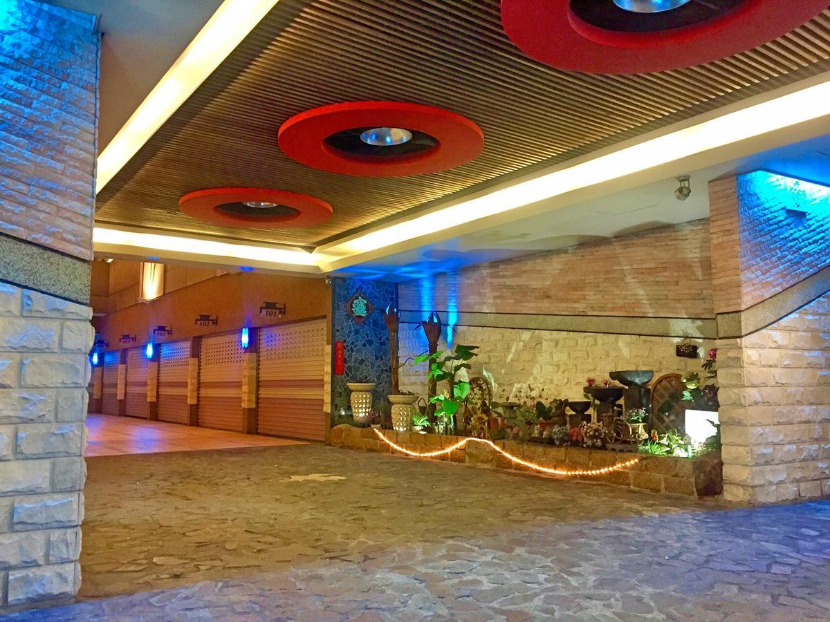 Spring Breeze Boutique Motel Kaohsiung Extérieur photo